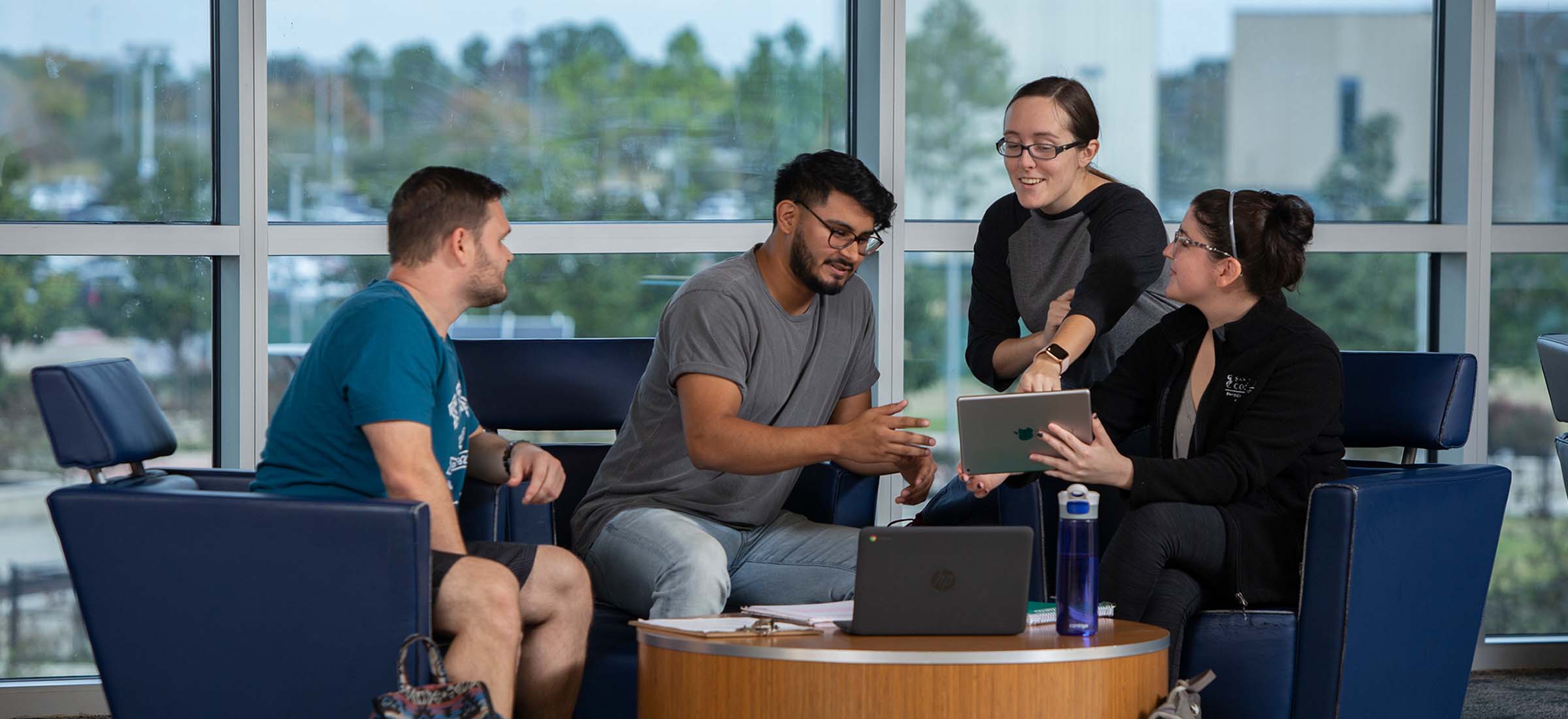 San Jacinto College Welcome Center Students